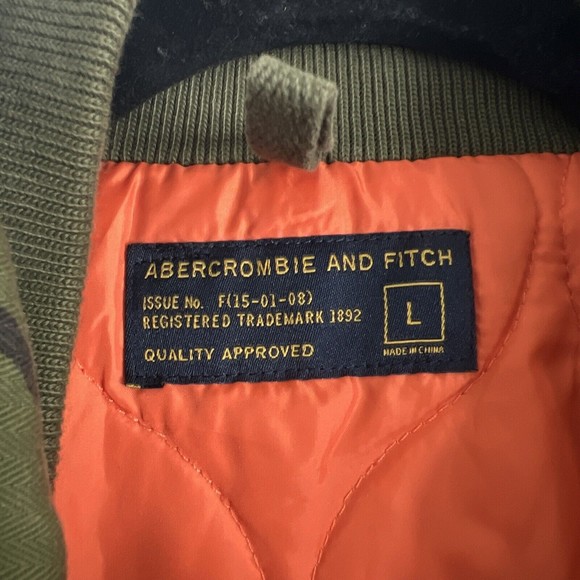 Abercrombie & Fitch Green Camo Jacket Mens Large Military Hunting Orange Quilted - Picture 2 of 7